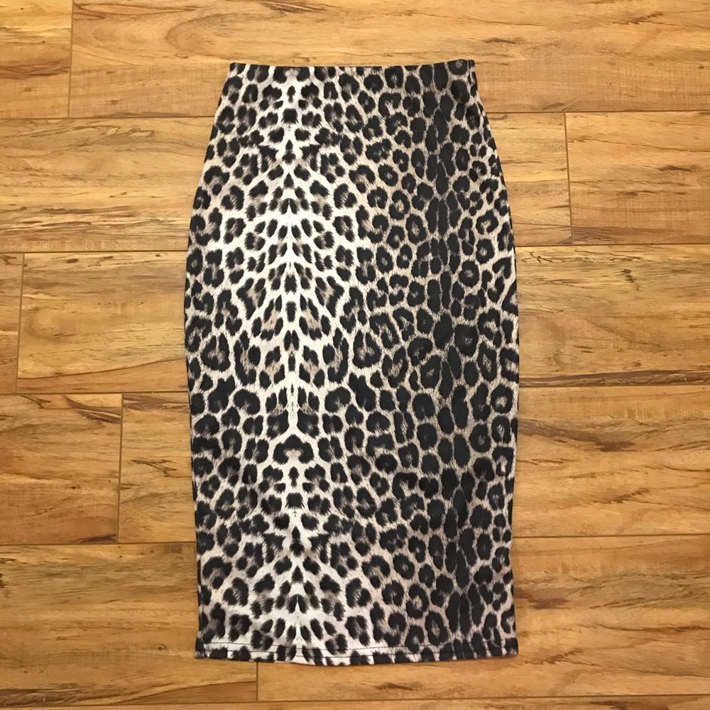 River Island Leopard Print Pencil Skirt